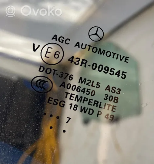 Mercedes-Benz GL X166 Pagrindinis galinių durų stiklas A1667352610