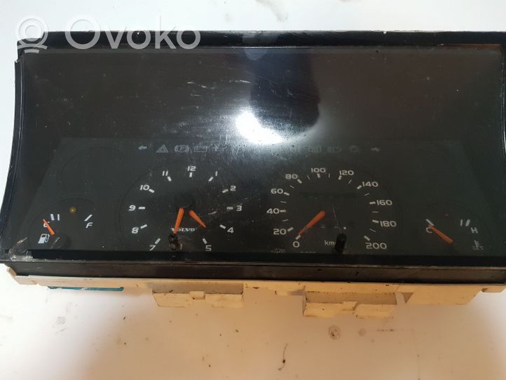 Volvo 340 -  360 Compteur de vitesse tableau de bord 