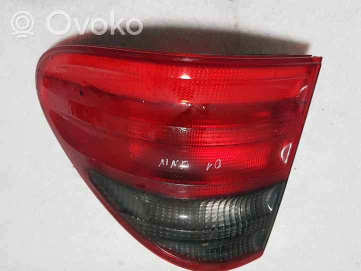 Mercedes-Benz E AMG W210 Lampa tylna 2108206864