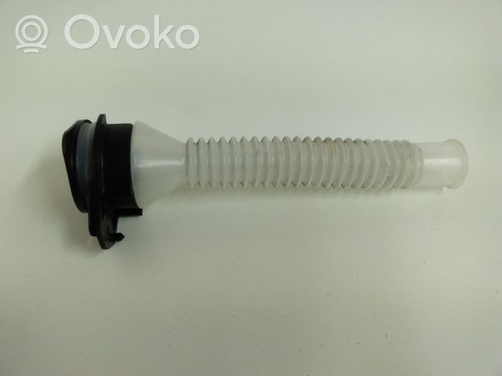 Lexus GS 250 350 300H 450H Tubo riempimento della vaschetta del liquido lavavetri 001012