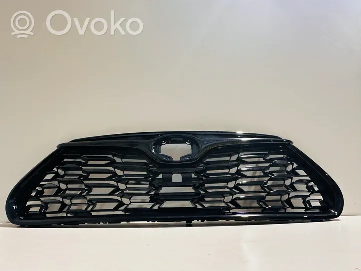 Toyota Highlander XU70 Maskownica / Grill / Atrapa górna chłodnicy 531010E330