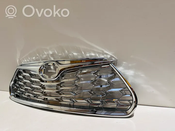 Toyota Highlander XU70 Grille calandre supérieure de pare-chocs avant 531010E330