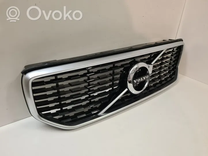 Volvo XC40 Griglia superiore del radiatore paraurti anteriore 31457346