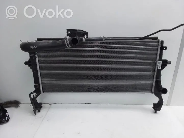 Hyundai i30 Radiateur de refroidissement 25310M6400