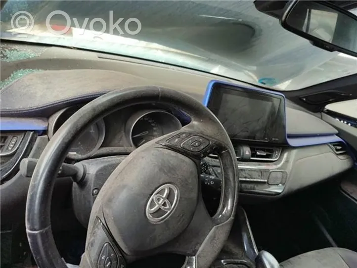 Toyota C-HR Oro pagalvių komplektas su panele 