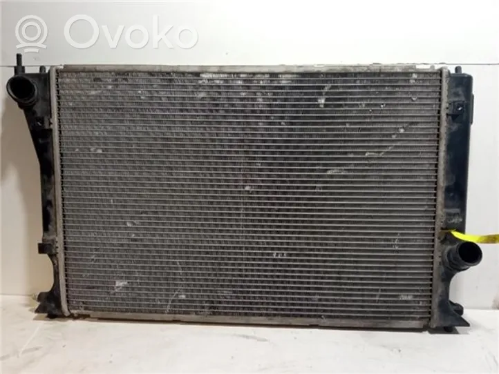 Toyota Corolla Verso E121 Radiateur de refroidissement 0R01