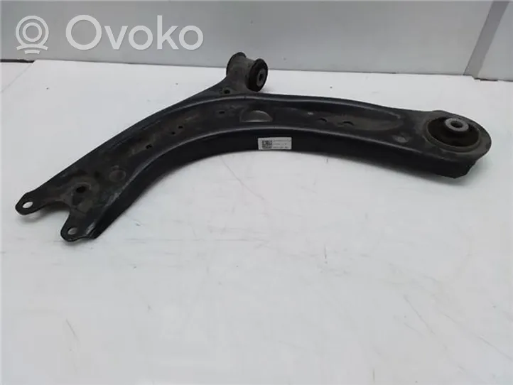 Volkswagen Golf VIII Triangle bras de suspension inférieur avant 5WA407151