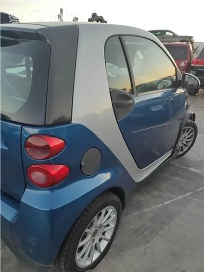 Smart ForTwo II Kynnyksen/sivuhelman lista 