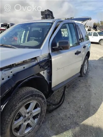 Land Rover Freelander 2 - LR2 Välijäähdyttimen jäähdytin 