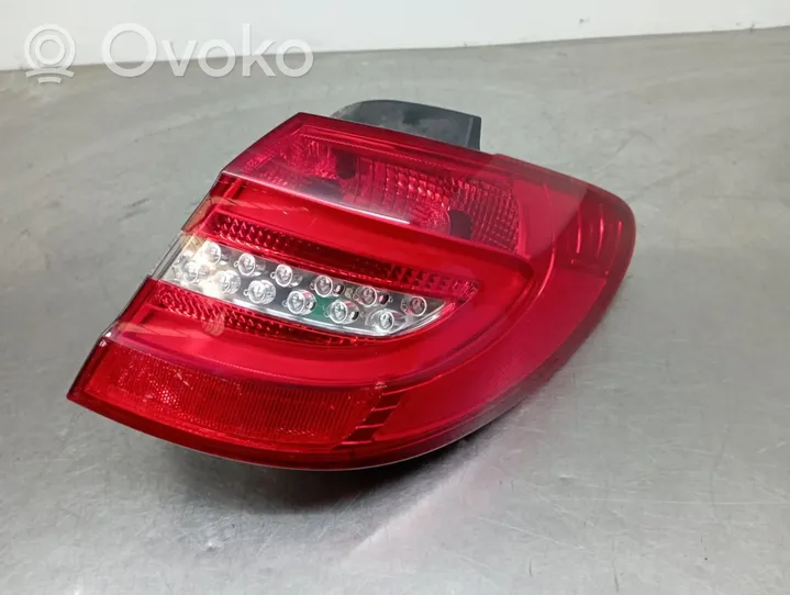 Mercedes-Benz B W246 W242 Luci posteriori del portellone del bagagliaio 