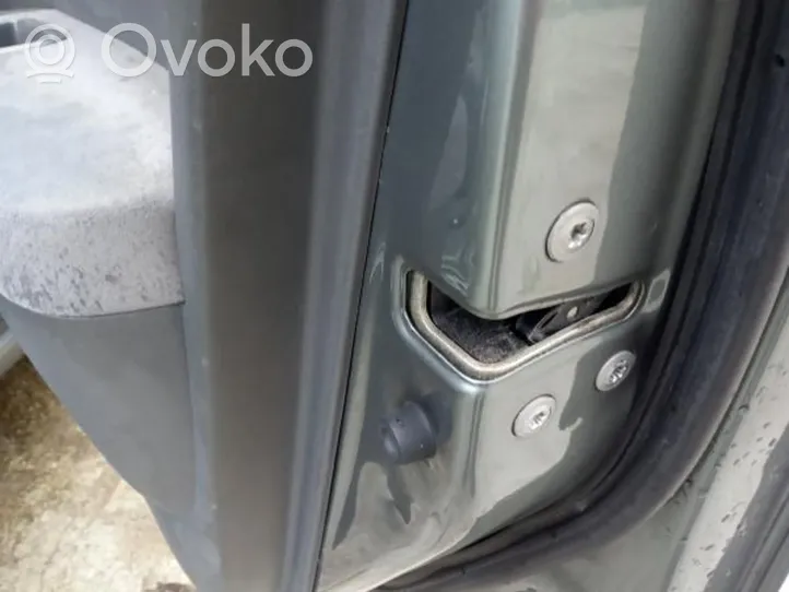 Toyota Prius (XW20) Coupe-mallin oven lukko (kahvan vieressä) 