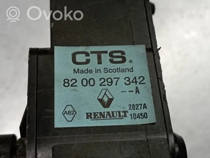 Renault Clio III Pedały / Komplet 