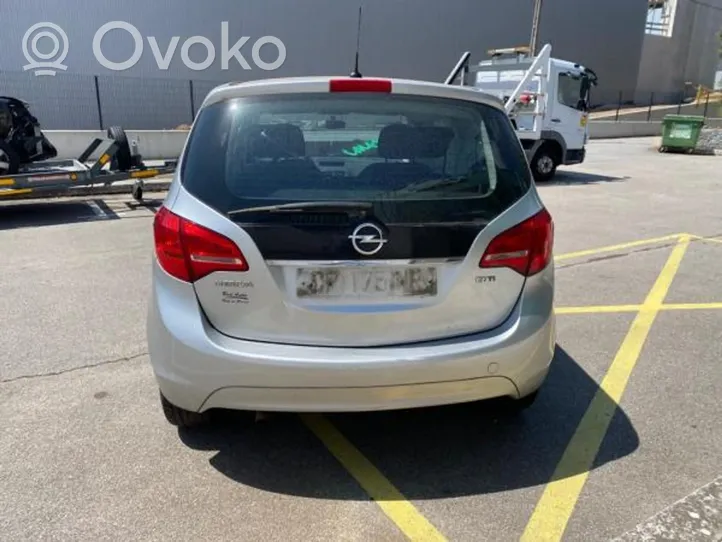 Opel Meriva B Takapuskurin tukipalkki 