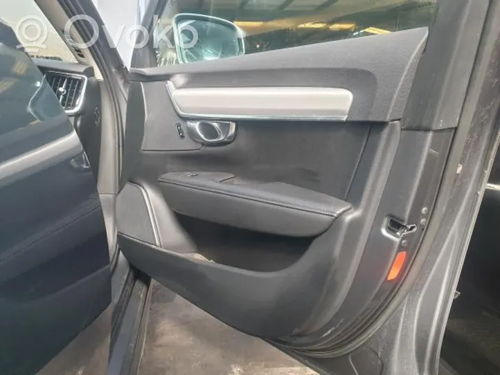 Volvo V90 Cross Country Rivestimento del pannello della portiera anteriore 