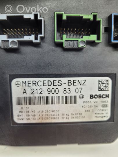 Mercedes-Benz E C207 W207 Drošinātāju bloks A2129008307