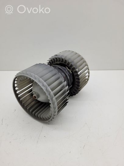 Audi A8 S8 D3 4E Ventola riscaldamento/ventilatore abitacolo 0130111017