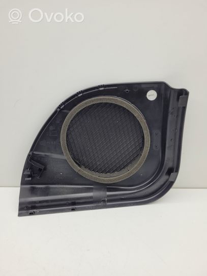 Mercedes-Benz CLS C219 Grilles, couvercle de haut-parleur porte arrière A2197270288