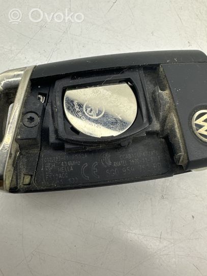 Volkswagen Golf VII Ignition key/card 5G0959752