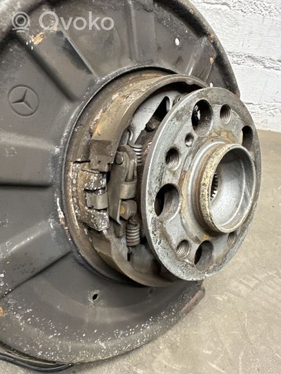 Mercedes-Benz CLS C218 X218 Rear wheel hub 