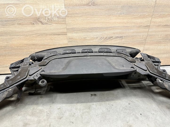 Volvo V40 Cross country Support de radiateur sur cadre face avant 