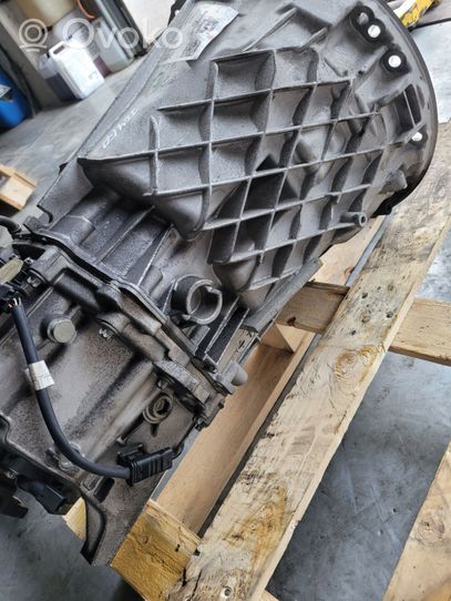 Mercedes-Benz C W204 Manual 6 speed gearbox 2122604200