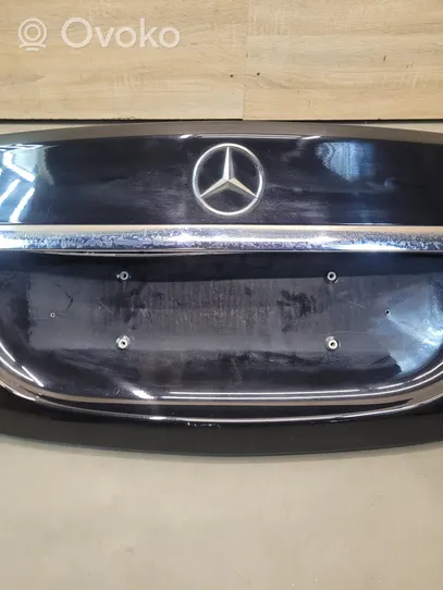 Mercedes-Benz C W205 Galinis dangtis (bagažinės) 