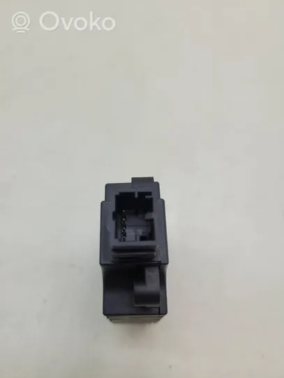 Audi A6 S6 C7 4G Air flap motor/actuator CZ1139300856