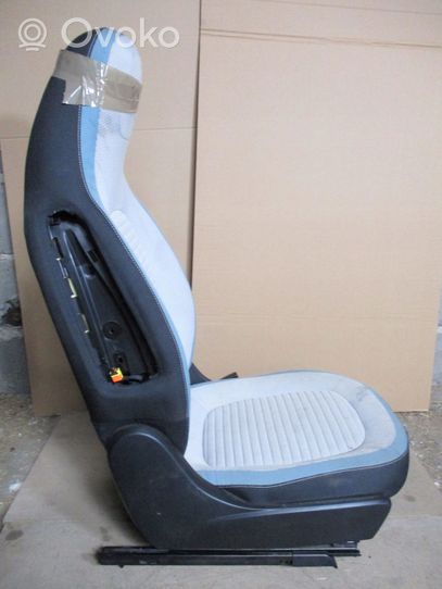 Renault Twingo III Front passenger seat 