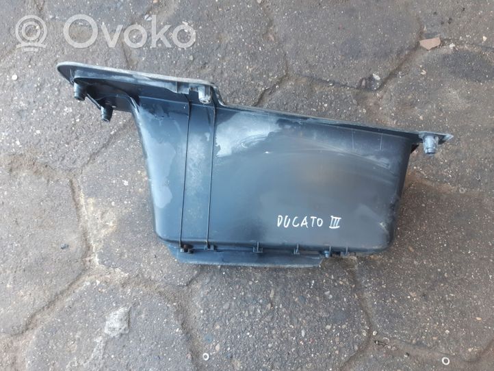 Fiat Ducato Listwa progowa boczna 130589207D