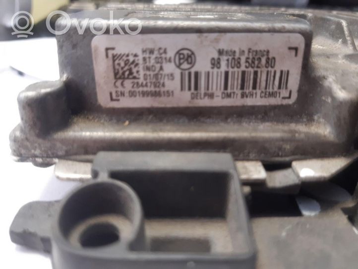 Citroen C4 Cactus Bouton poussoir de démarrage du moteur 9810858280