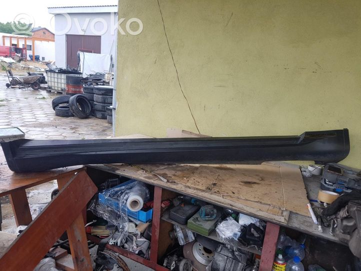 Infiniti FX Front sill (body part) 