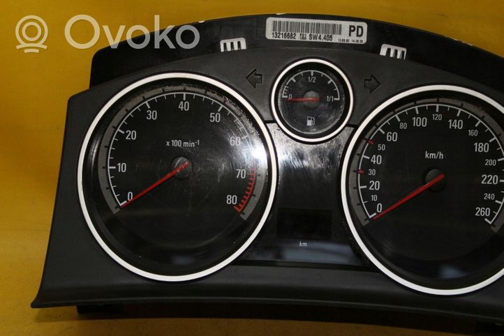 Opel Astra H Compteur de vitesse tableau de bord 13216682PD