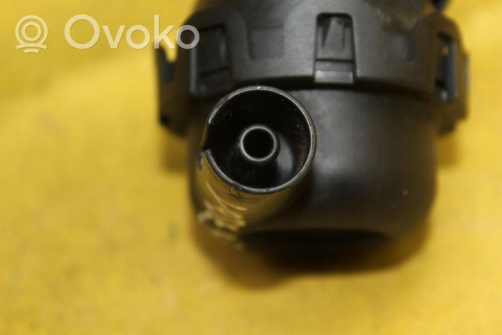 Opel Corsa D Vacuum air tank 