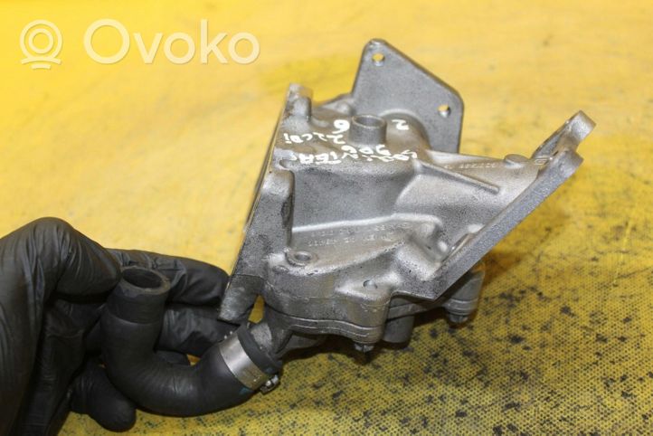 Mercedes-Benz Sprinter W906 Supporto della valvola di raffreddamento EGR A6511420067