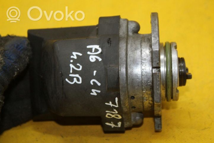 Audi A6 S6 C4 4A Tappo spinterogeno Spark 077905206F