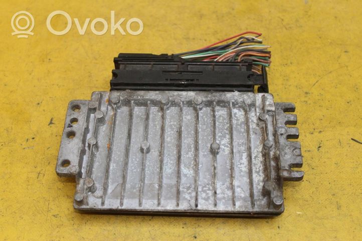 Renault Scenic I Unité de commande, module ECU de moteur 8200055730