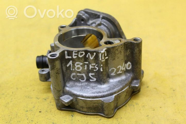 Seat Leon (5F) Alipainepumppu 06K145100P