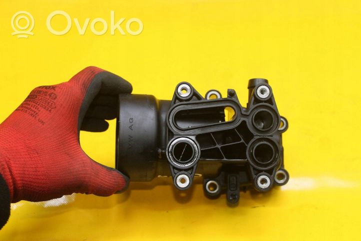 Volkswagen Crafter Oil filter mounting bracket 