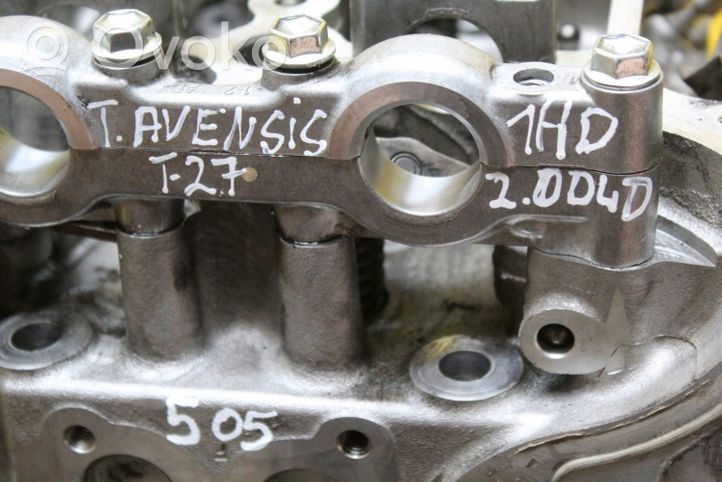 Toyota Avensis T270 Testata motore 