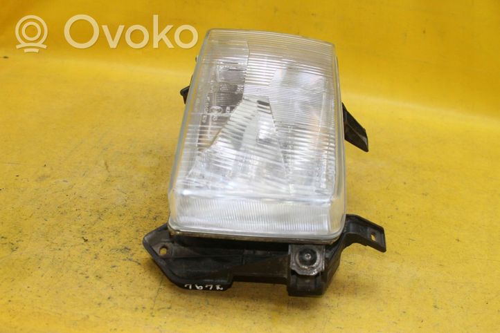 Volkswagen Multivan T4 Lampa przednia 