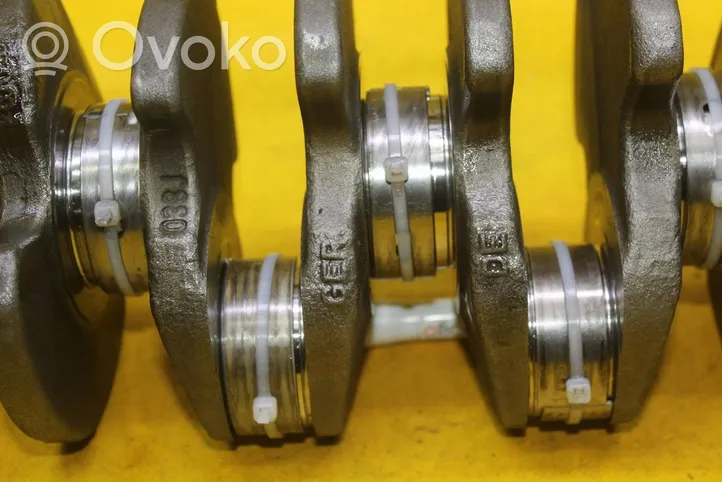 Audi A4 S4 B5 8D Crankshaft AUDI