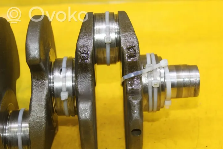 Audi A4 S4 B5 8D Crankshaft AUDI