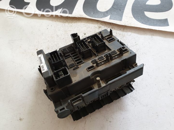 Peugeot 307 Module confort 9646405280