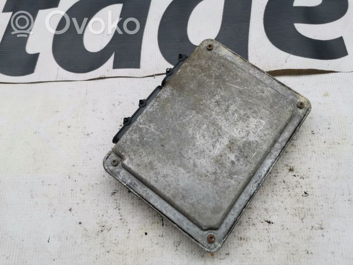 Volkswagen Polo III 6N 6N2 6NF Sterownik / Moduł ECU 0281001673