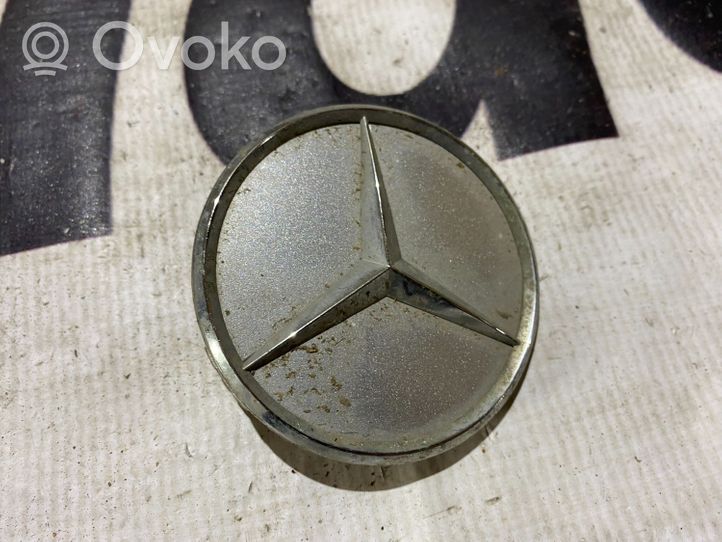 Mercedes-Benz E W211 Borchia ruota originale a2204000125