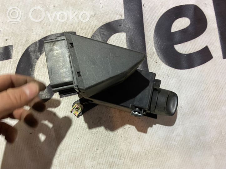 Mercedes-Benz E W210 Light switch a2105451904