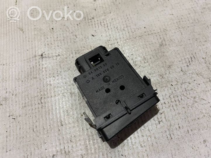 Mercedes-Benz ML W163 Interruptor de control de altura del faro delantero a1638200010