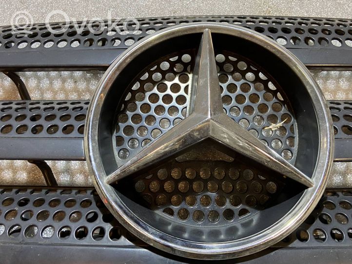 Mercedes-Benz ML W163 Grille de calandre avant 