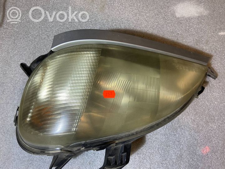 Mercedes-Benz ML W163 Guardapolvo de faro delantero/faro principal 1638200049