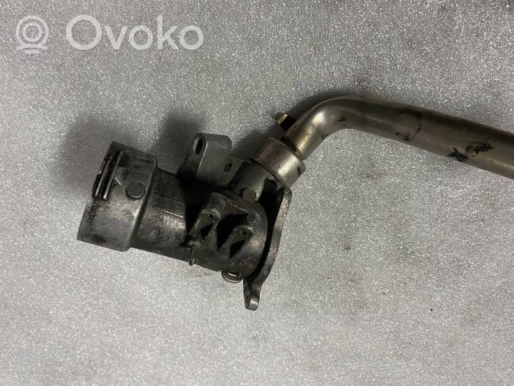 Mercedes-Benz E W211 EGR-venttiilin/lauhduttimen kiinnike a6460900054